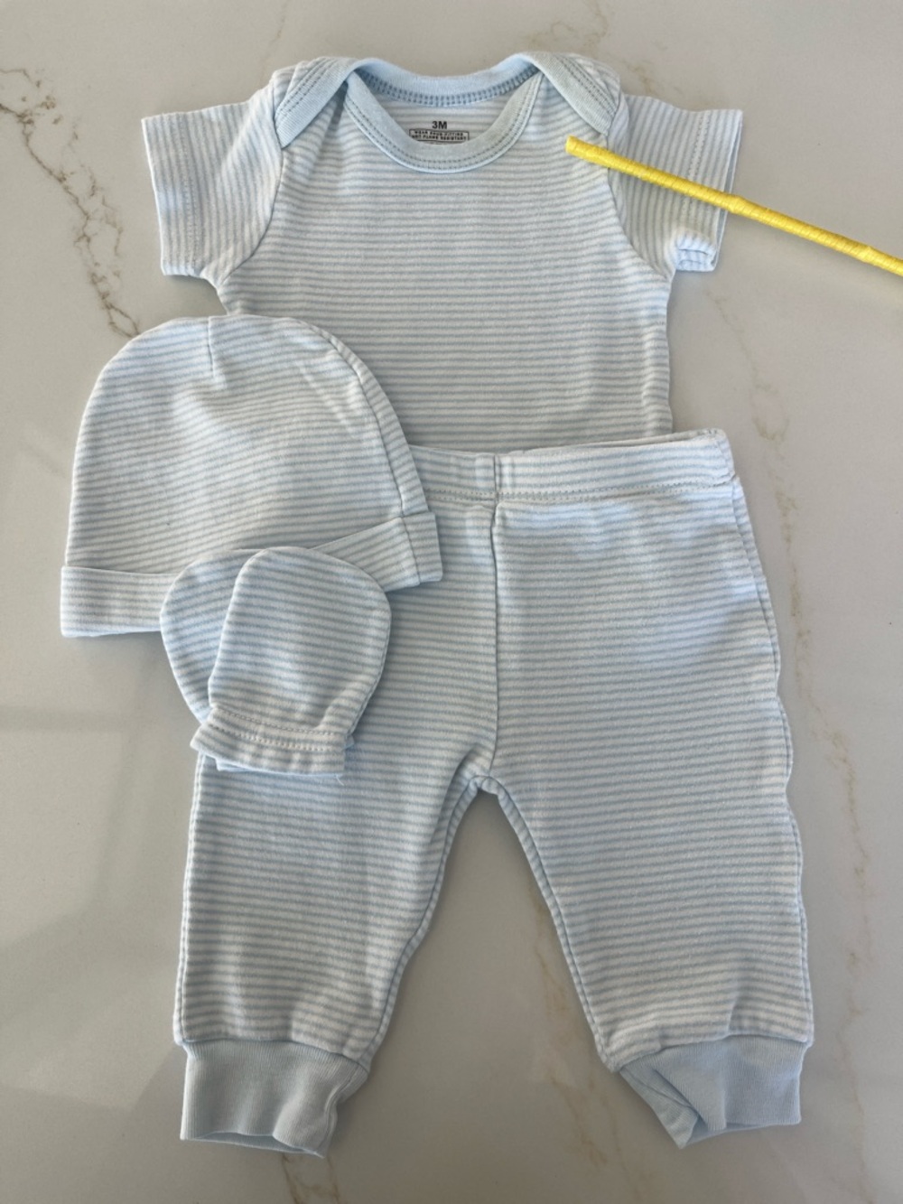 Baby Boy Clothing Bundle - sizes 0-3 months - Picture 6 of 8